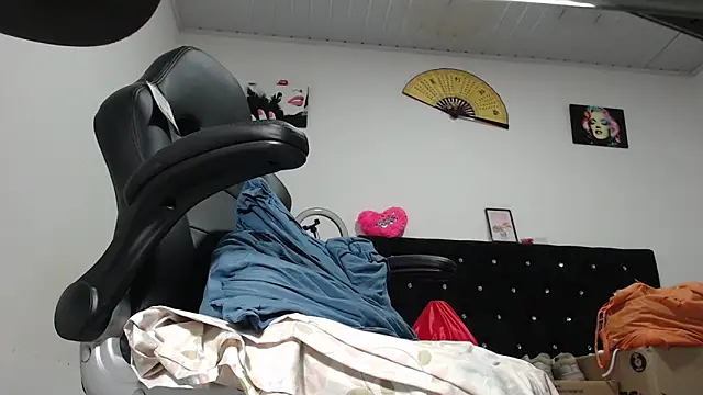 pamelabigcock69 webcam