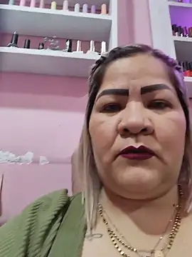 Dalessa_Bigtits webcam
