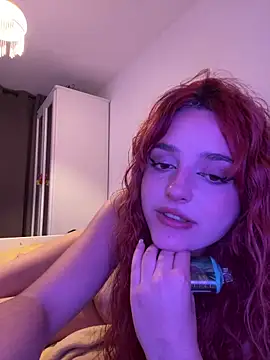 Esme_ralda1843 webcam