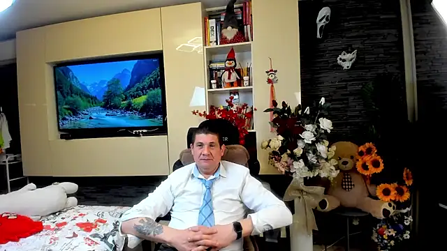 SpartacusDaddy48 webcam