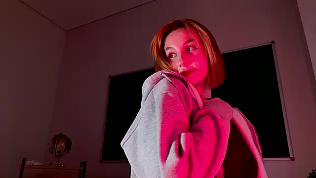 ClaireMathis webcam