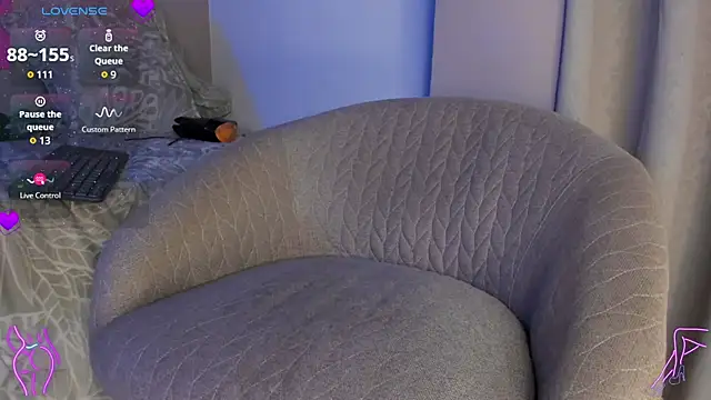 angel_mozz webcam