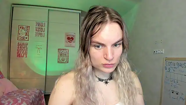 millikira006 - MilliKira006's free webcam - UK Sex Cams