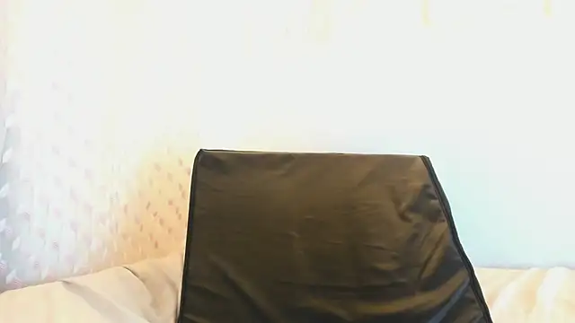 brillit-squirt webcam