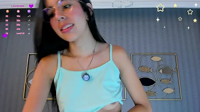 laraa_jeean webcam