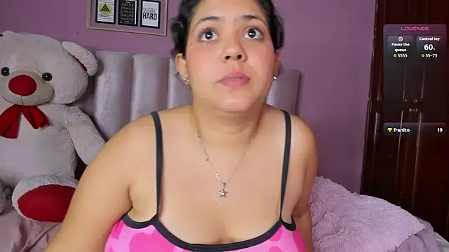 ORIANNA_21 webcam