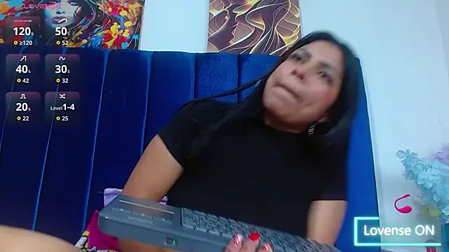 Bombom_brown1 webcam