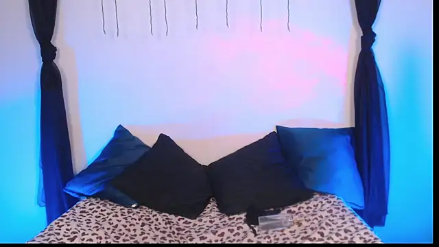 Agatha_Tenebris webcam