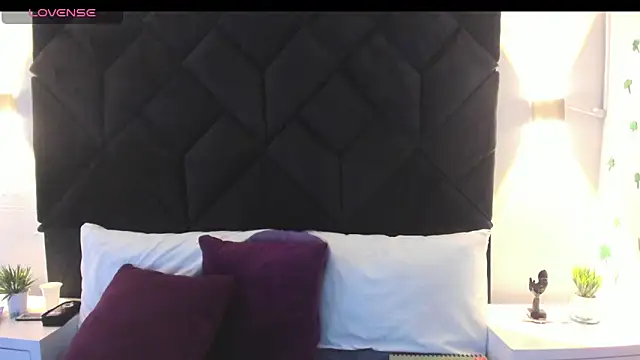 letiziia_sky1 webcam