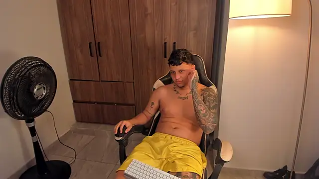 Jake_simons webcam