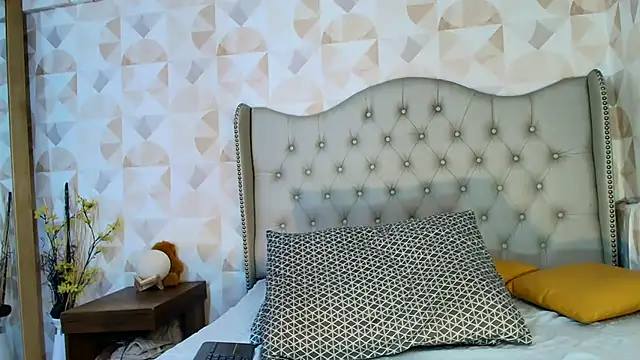 Sofia_Blosom webcam