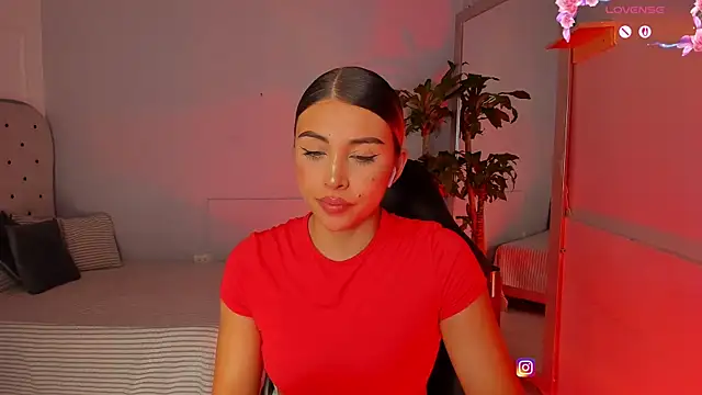 charlotte__grey live sex cam
