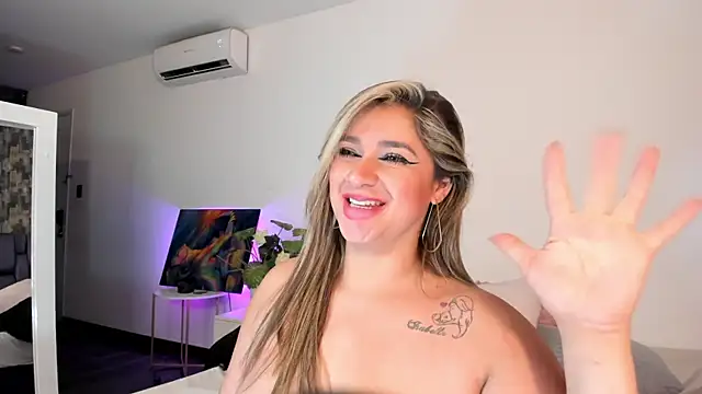 NicoleDiior webcam