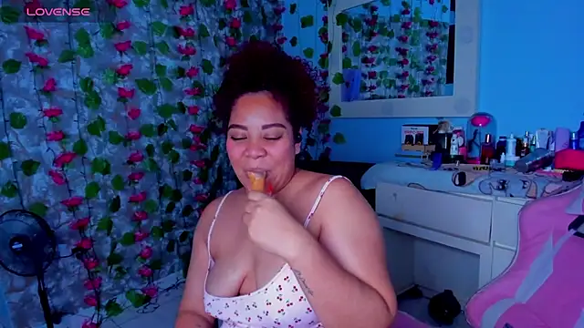 AngelaCoffee webcam