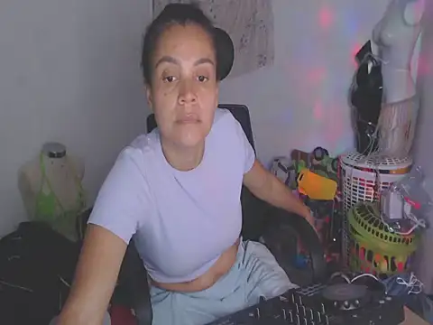 shayna_cute webcam