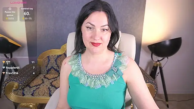 VelvetLuck webcam