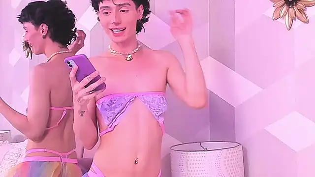 KylieMonnett webcam
