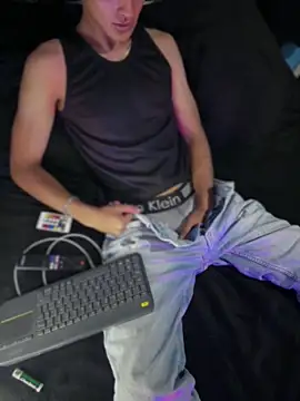 Boyxcock7 webcam