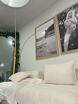 aus_queen - Aus_queen's free webcam - UK Sex Cams
