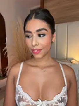 Rossie_Blooms webcam