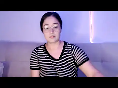 Elina_Rose888 live sex cam