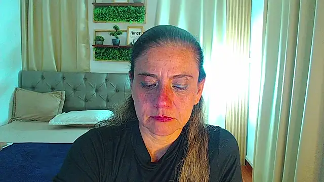 sasi_luna webcam