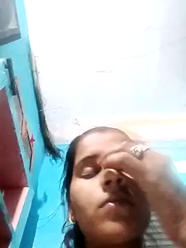 Raveena0990