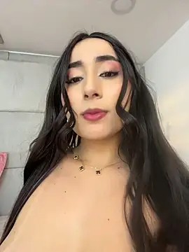 IvonneOwen webcam