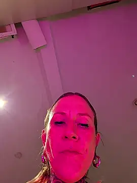 sarahpearlx webcam