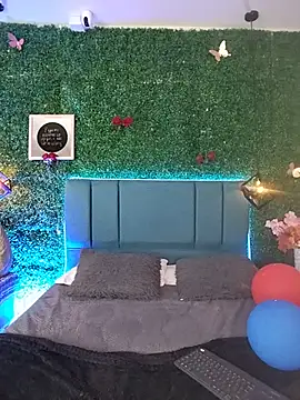 Kiaraa88 webcam