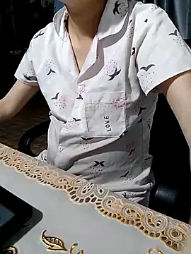-Bella-a webcam