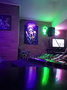 chronic_vibez - Chronic_vibez's free webcam - UK Sex Cams
