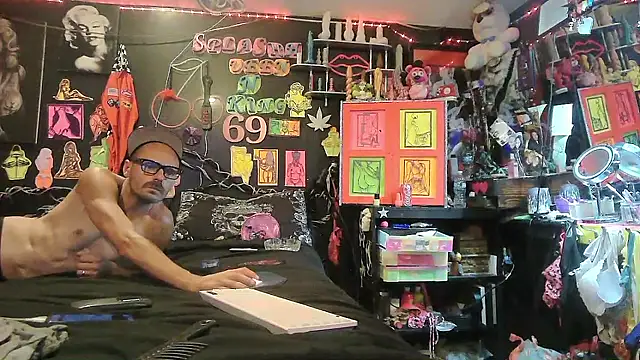 DaddyAndSplashQueen webcam