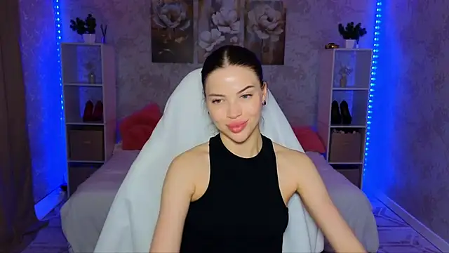 EmmyMills