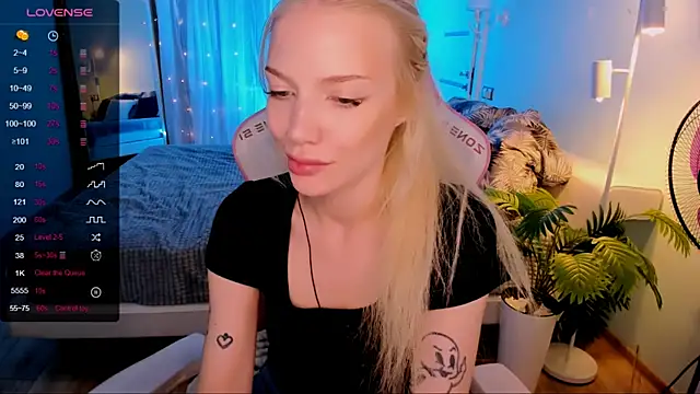AnyaTaylor_