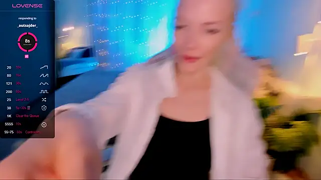 AnyaTaylor_ webcam