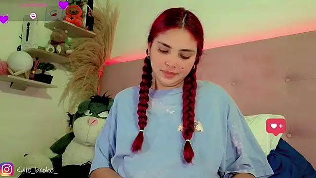 Kylie_brokee webcam