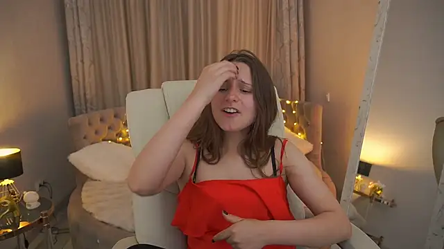 TinyNatalie webcam