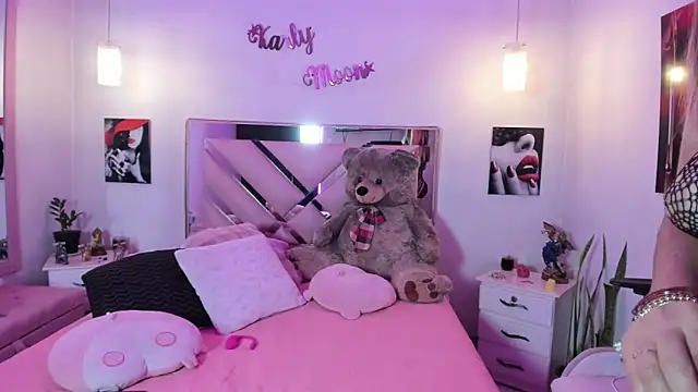 Karly_moon webcam
