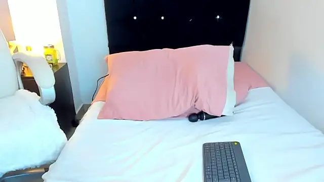 kathyajhonss webcam