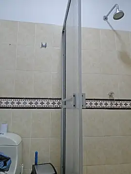 Pretty_Julieta webcam