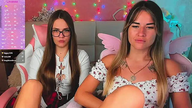 hotty_girls_here webcam