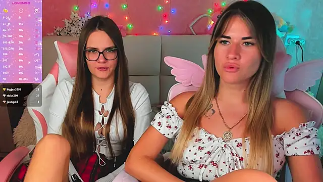 hotty_girls_here webcam
