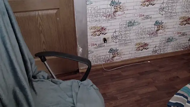 DebraMilf webcam