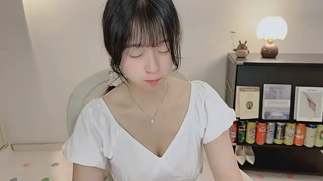 Onechestnut webcam