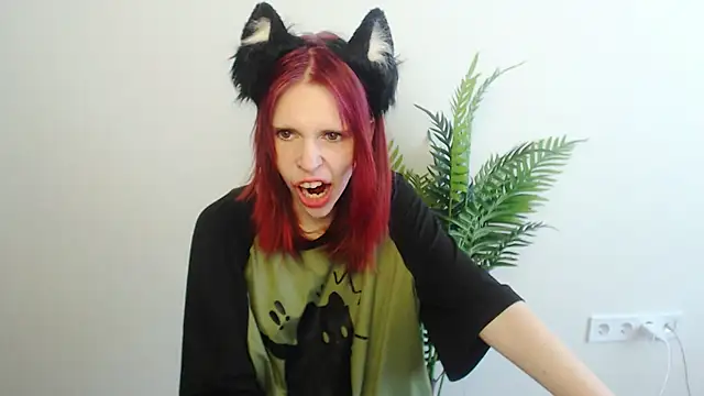 GuessMe___ webcam