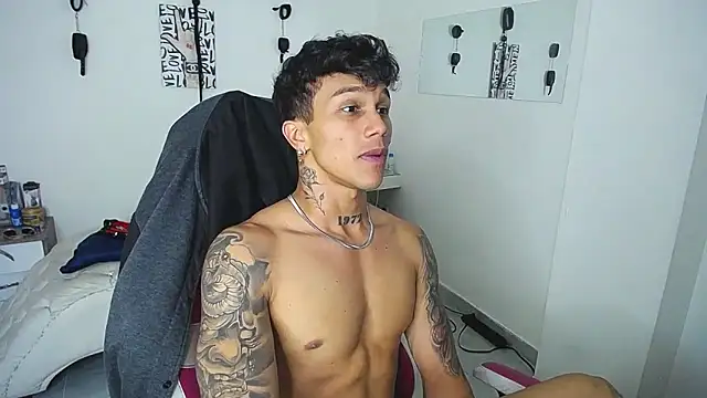 Leonard_Price webcam