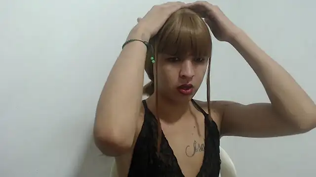 estefania224 webcam
