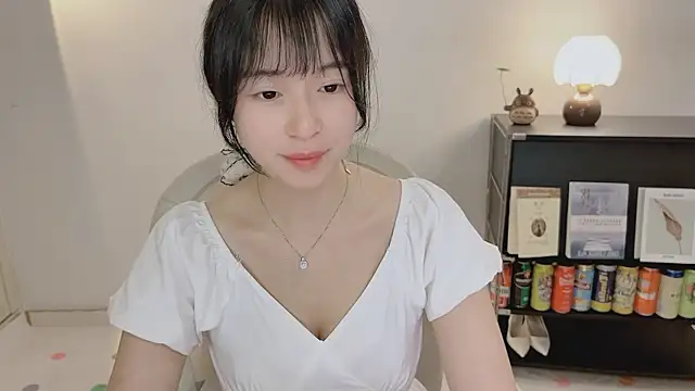 Onechestnut webcam