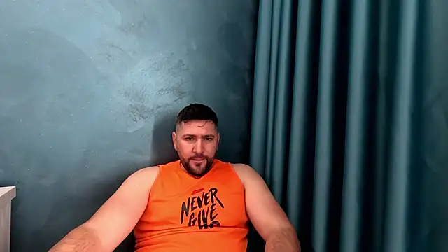 Gold_Alpha_Boy webcam